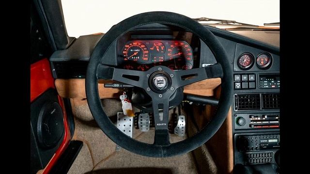 Lancia Delta S4 Stradale (1985-1986) смотреть онлайн