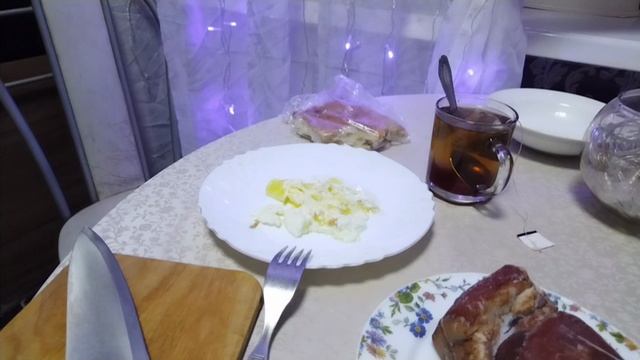 Жизнь пенсионеров.Что у нас сегодня на обед. смотреть онлайн