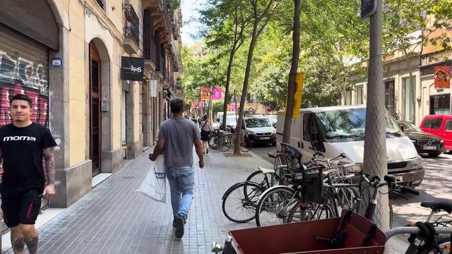 Живое лето в Барселоне 2025 прогулка по самым атмосферным местам 🌴✨ смотреть онлайн