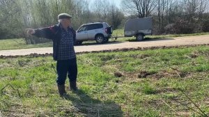 Дедушка рассказал, где стояла конюшня ! Мир копа на вездеходе #металлокоп   #копарь