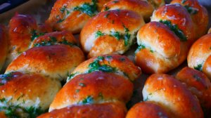 Пампушки с ароматным чесночным маслом Пампушки к борщу, супу
