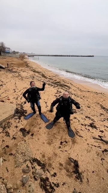 Врываемся в последний рабочий понедельник 2025 года смотреть онлайн