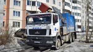 Мусоровоз МК-3554-11 на шасси МАЗ-6312C5 (В 249 НС 122). / Garbage truck MAZ-6312.