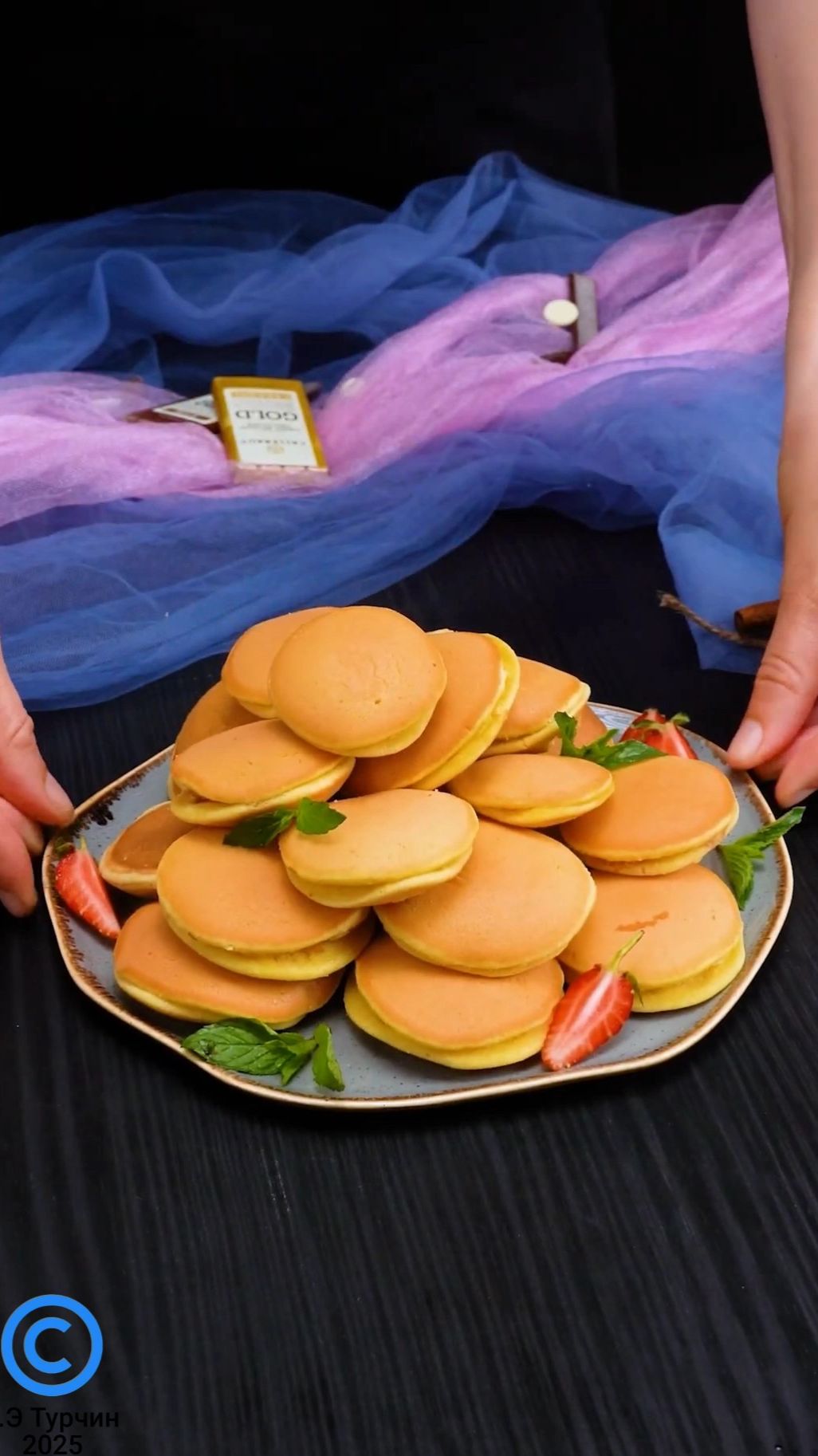 Гениальный трюк, который изменит ваш подход к приготовлению блинов! смотреть онлайн