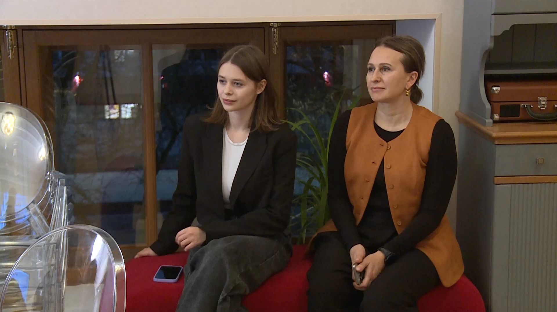 Успех на сцене и за рубежом: театр драмы подвел итоги года смотреть онлайн