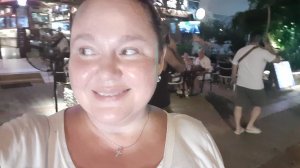 ВЫШЛА ПОГУЛЯТЬ И ПОДЫШАТЬЖара не спадаетА Вам нравится?