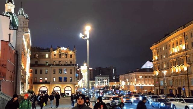 Рождество в Москве 2025 волшебные огни, зимняя атмосфера и праздничные улицы ❄️🌟 смотреть онлайн