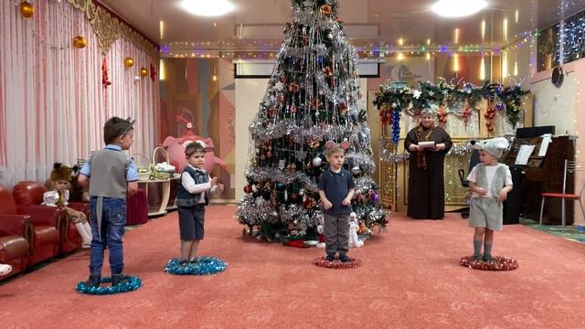 Танец мальчиков-мышат. Группа №5 "Звёздочки" смотреть онлайн