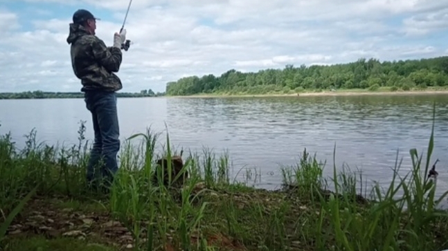 23. Рыбалка на реке Вятка.