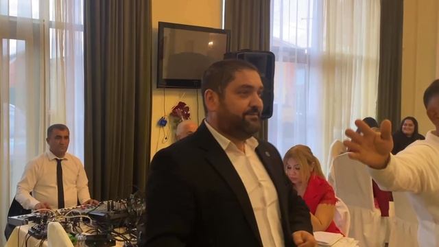Музыка на азербайджанскую свадьбу Музыканты на азербайджанскую свадьбу.89615025296 смотреть онлайн