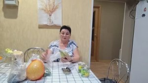 У НАС МОРОЗ, БЕГУ СВОЮ  ВЕЙГЕЛУ СНЕГОМ ПРИКРОЮ!  НА НОЧЬ ГЛЯДЯ ЗА ФРУКТАМИ