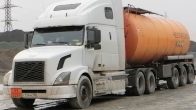 Volvo VNL, 2005 год смотреть онлайн