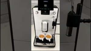 Эспрессо, двойное эспрессо + Латте на кофемашине Nivona Nic