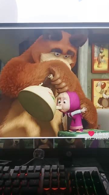 видео из лайка эдит про мишку