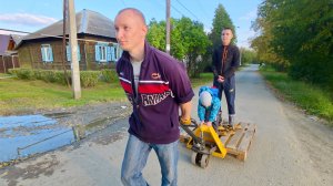 Уехали из деревни | Жизнь в цивилизации | Месяц жизни в одном видео | Стройка, заготовки, работа