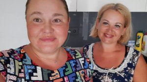 Завтра утром Иришка улетает домой