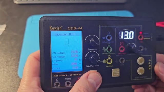 Распаковка тестера Kawish QDB-4A и проверка катушки зажигания Hyundai Solaris смотреть онлайн