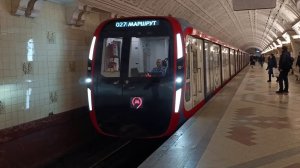 Метро Москвы очень красивая подборка станций и проезд метропоезда