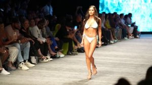 Сексуальные девочки на подиуме. Выпуск № 6