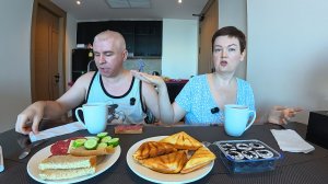 ОПАЗДЫВАЕМ на экскурсию, Вован включил ИСТЕРИЧКУ! НЕРВЯЧОК накануне испортил ОТПУСК! Мукбанг завтрак