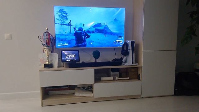 Играю в PlayStation5