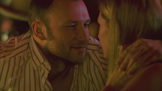 ЖЕНСКИЕ МЕЧТЫ О ДАЛЬНИХ СТРАНАХ - 9 серия смотреть онлайн