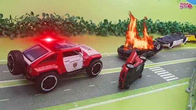 Авария на дороге _ Пожарная и Полицейская машина смотреть онлайн