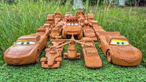 Мультики для детей и малышей про машинки. Маквин с друзья на мойке. Мультики с яркими машинками