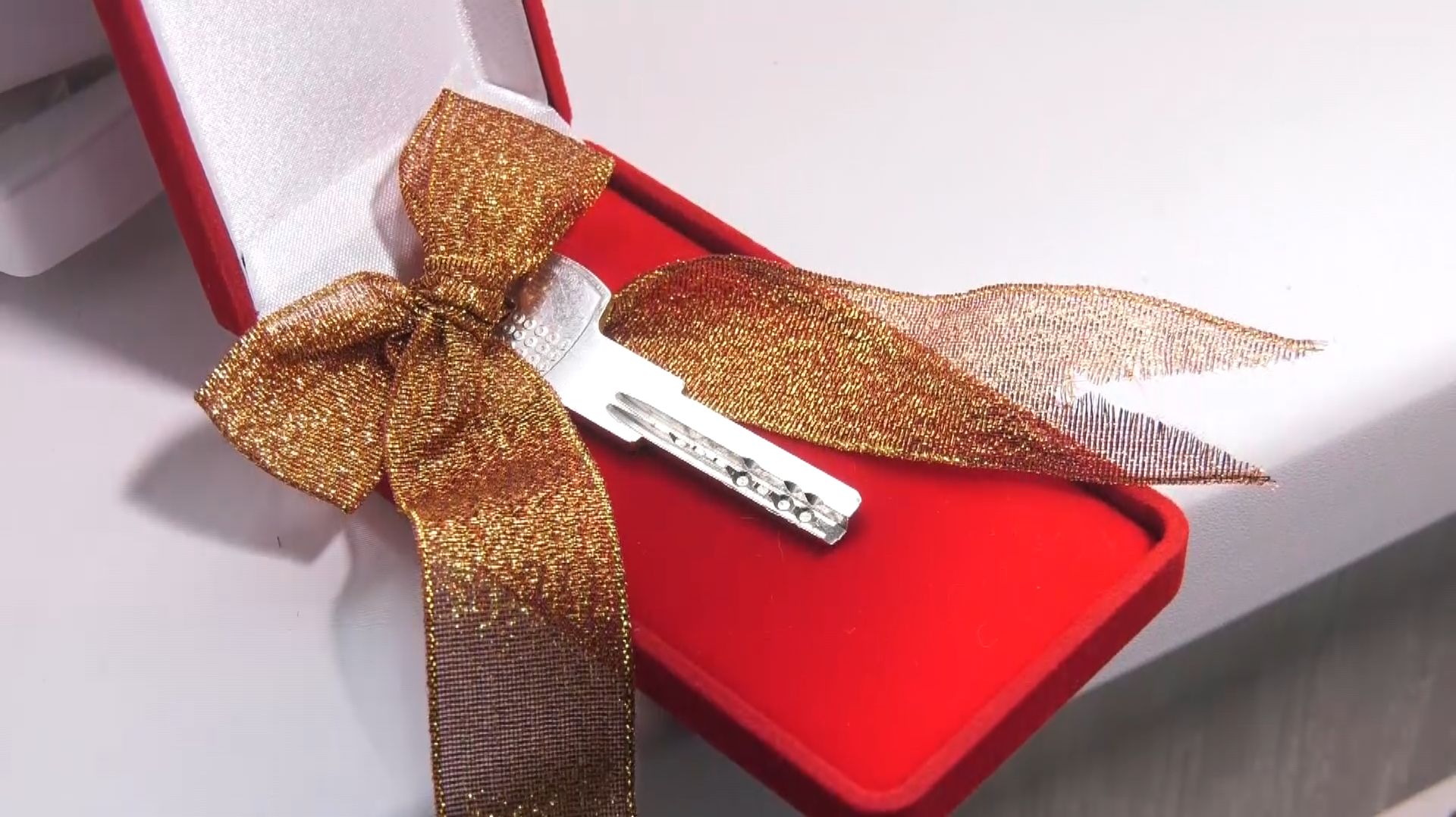 Копейчане получили ключи от новых квартир смотреть онлайн