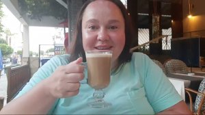 В кафе за чашкой кофе☕