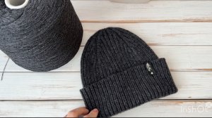 Простая базовая шапка для мужчин и женщин