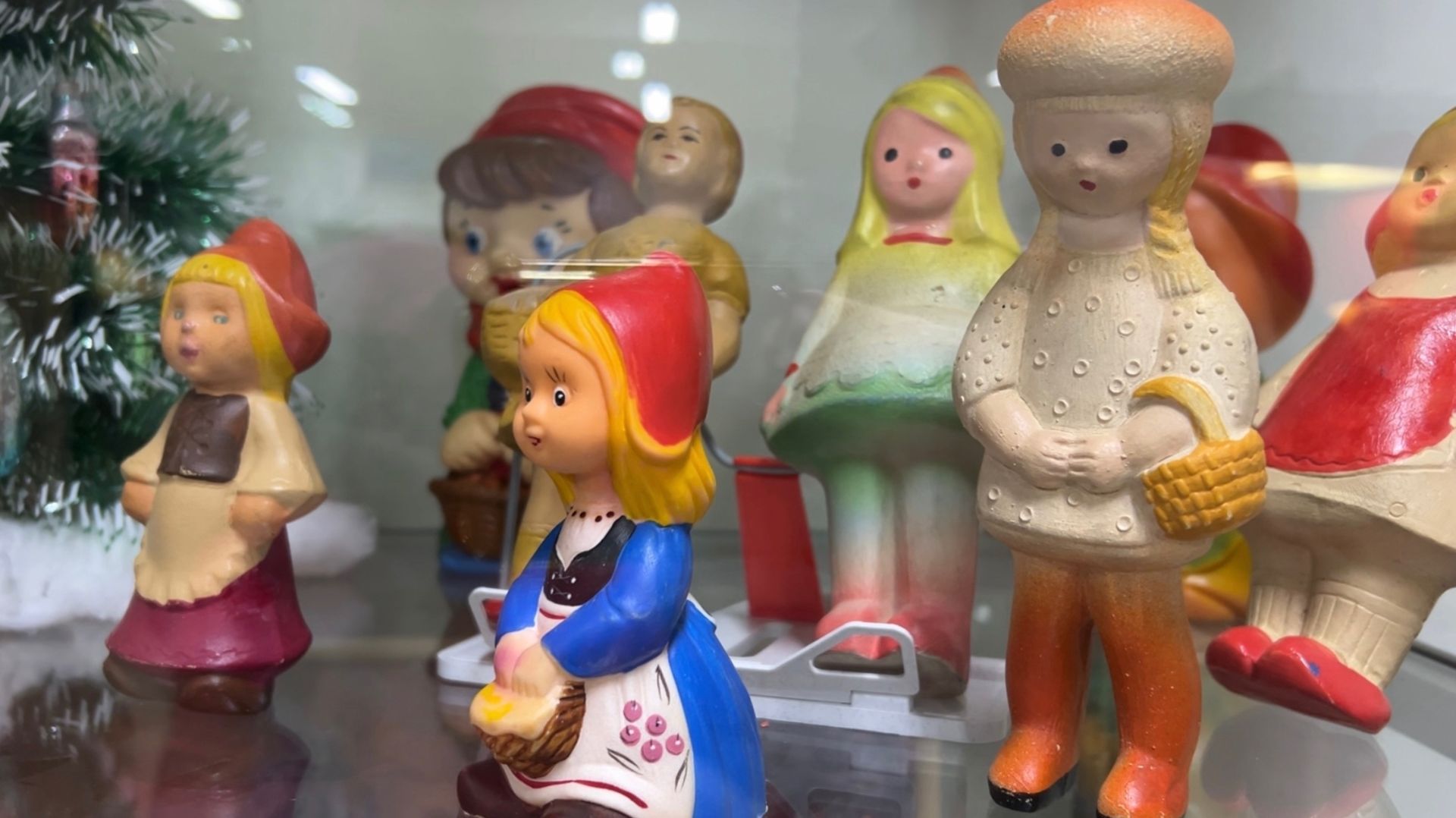 «Ребята с нашего двора»: путешествие в советское детство смотреть онлайн