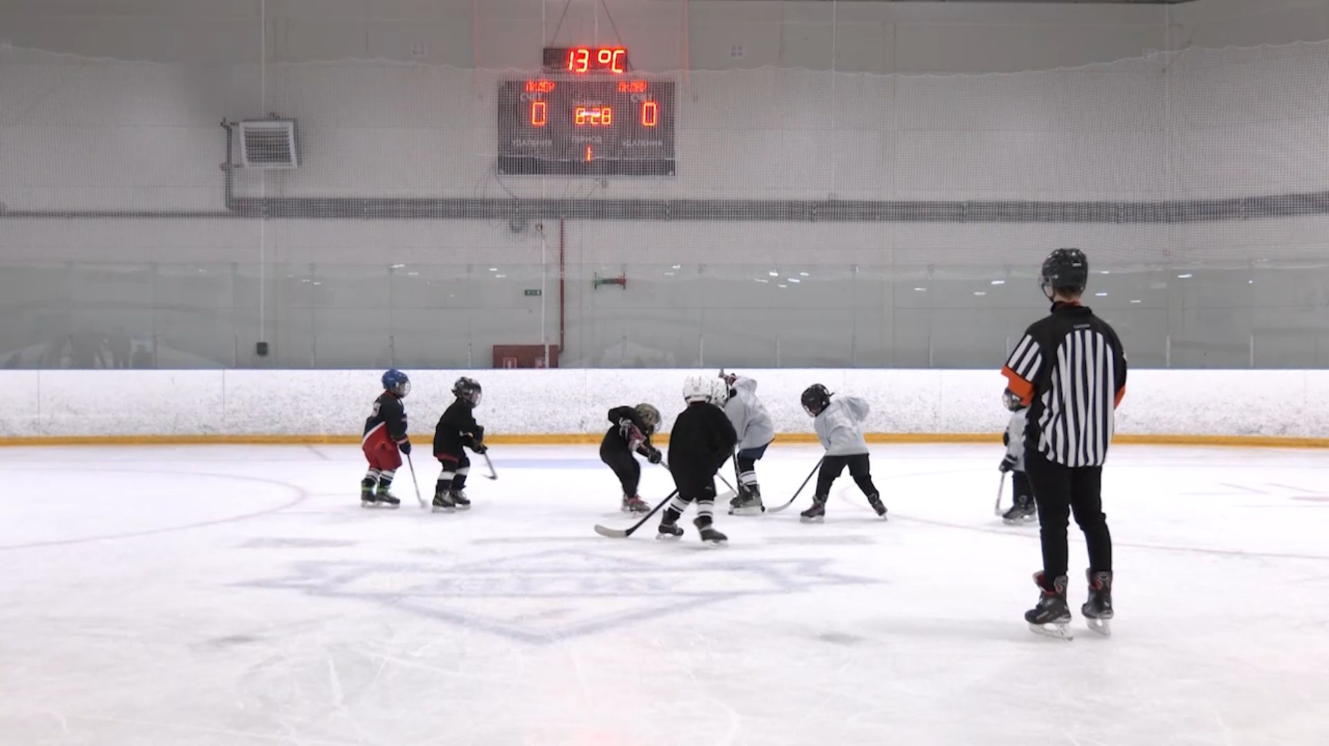 В Пушкинском делают акцент на повышение привлекательности спорта для молодёжи смотреть онлайн