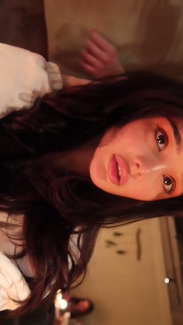 Атмосферный  ужин с подругами