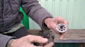 Как снять шестерню с вала вручную за секунды. Как одеть шестерню правильно и быстро.