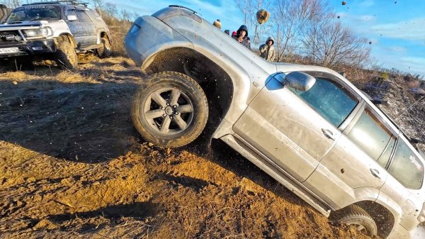РЕАЛЬНЫЕ ПСИХИ OFF-ROAD В ПЕСКЕ! КТО ЛУЧШЕ? TOYOTA, MITSUBISHI, MERCEDES, TANK, УАЗ, НИВА