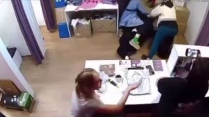 Новогодняя рукопашная в пункте выдачи