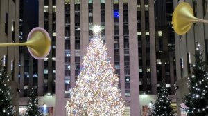 с Рождеством  всех,  кто празднует сегодня