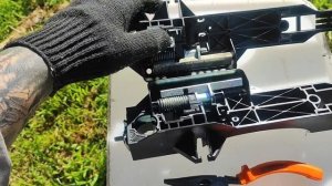 заклинивание ручки лада веста