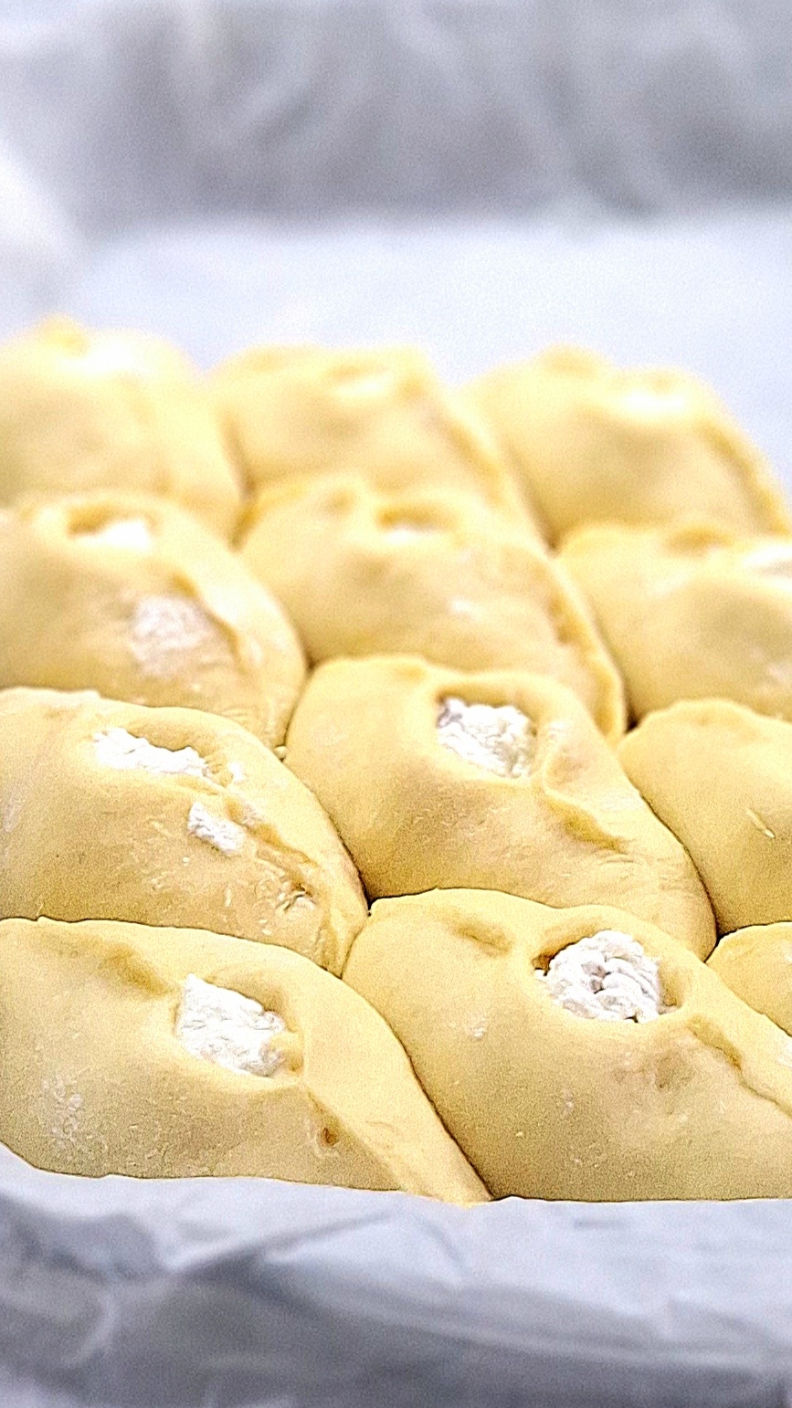 булочки к чаю с творогом и кремом