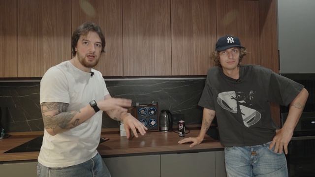 Блогеры Показали Свои Самые Дорогие Вещи ! Чья Покупка смотреть онлайн