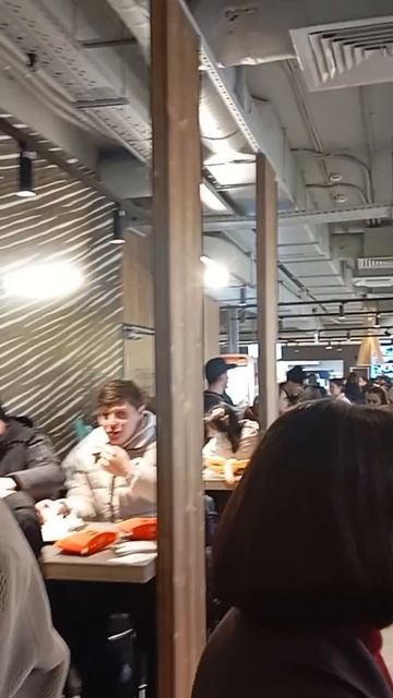 Вкусно и точка во Владикавказе