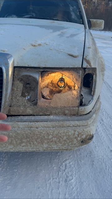 Мерседес ранен но не убит😎#мерседес #авто #w124 #надороге #автоблог смотреть онлайн