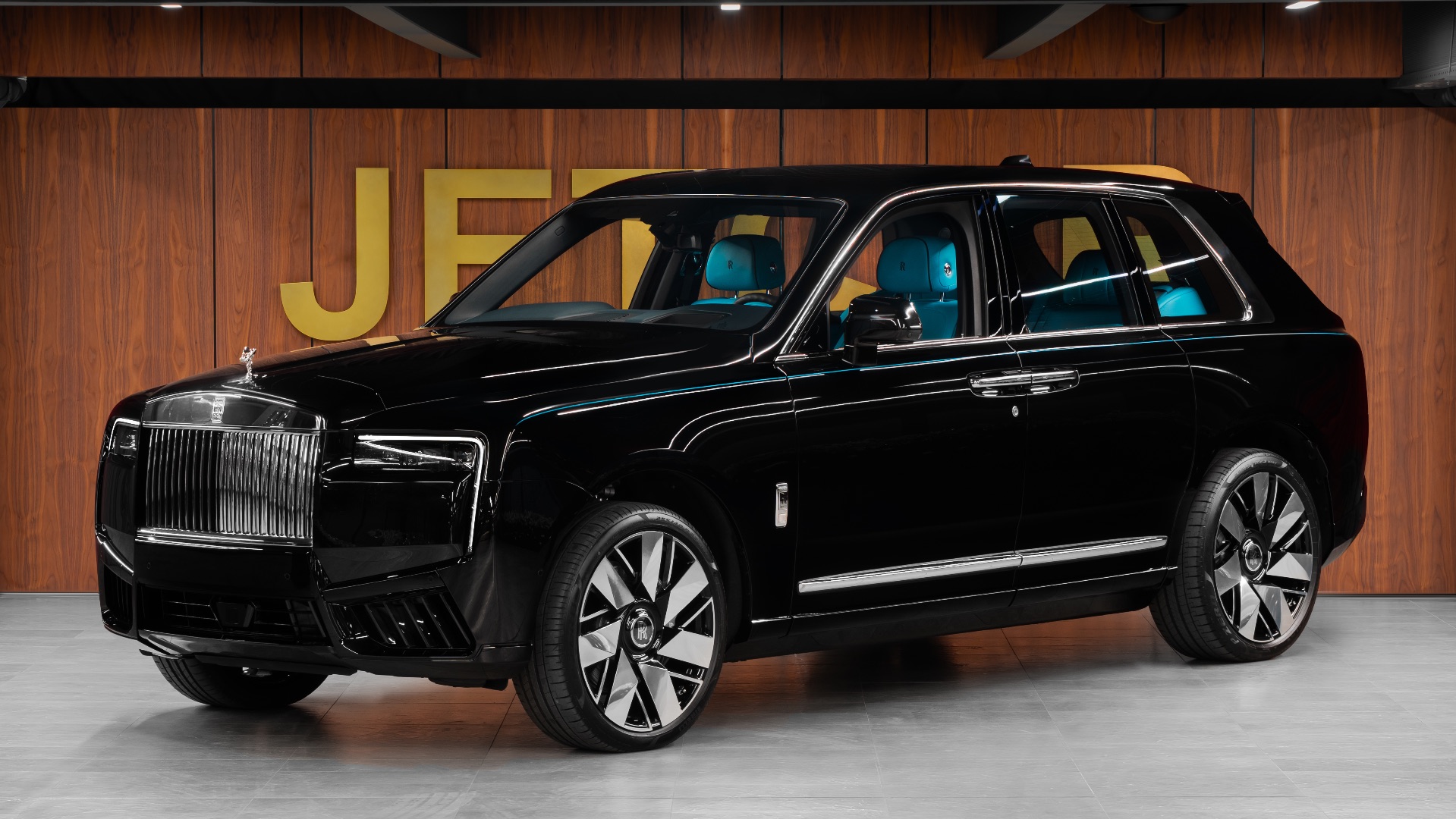 JETCAR - RR Cullinan смотреть онлайн