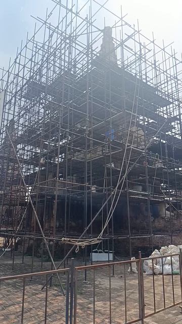 Этот храм разрушили.