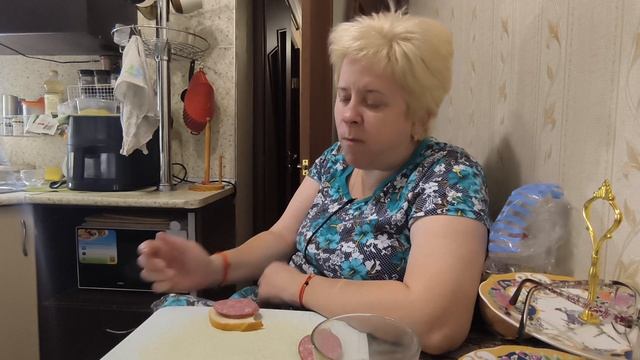 Любашины будни, и её утро, поговорим на разные темы✅Небольшой Мукбанг‼️ смотреть онлайн