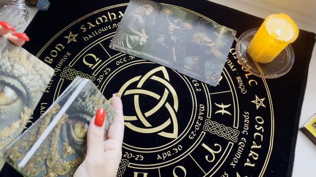 Давать ли ему ещё один шанс? Гадание на Таро смотреть онлайн