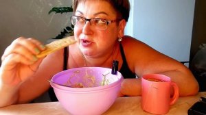 МУКБАНГ!Сказала тазик, значит тазик-салату и никаких мелочевок!