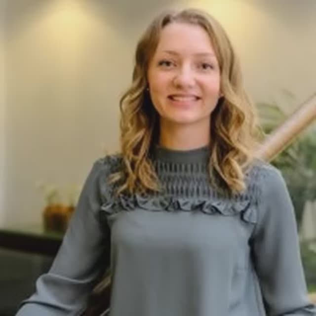 cute girl kissing смотреть онлайн