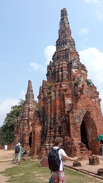 Почему сюда не ходят туристы с селфи-палками? смотреть онлайн